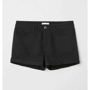 H&M black shorts
